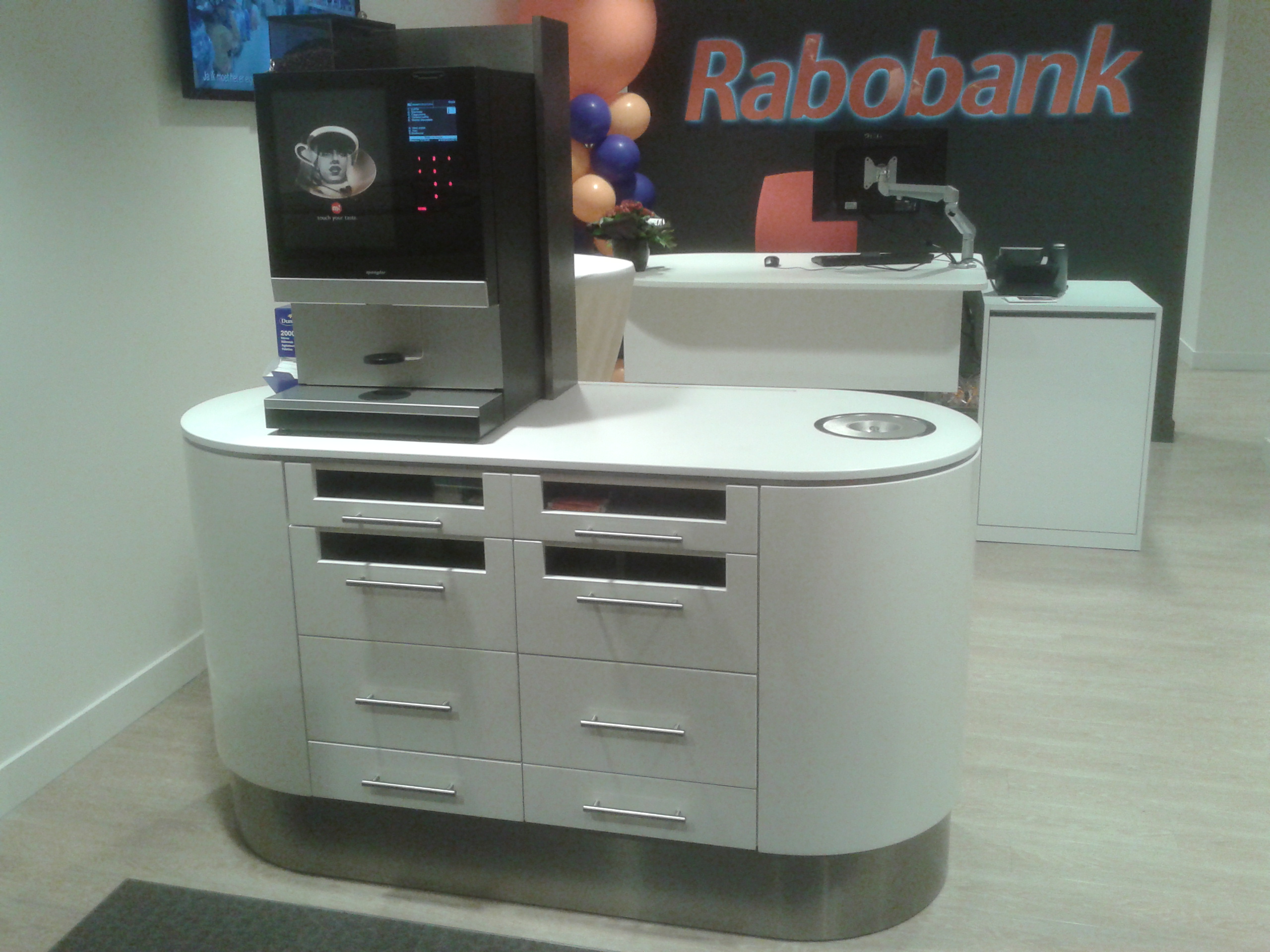Doelbeek-Koffiemeubel_Rabobank.jpg